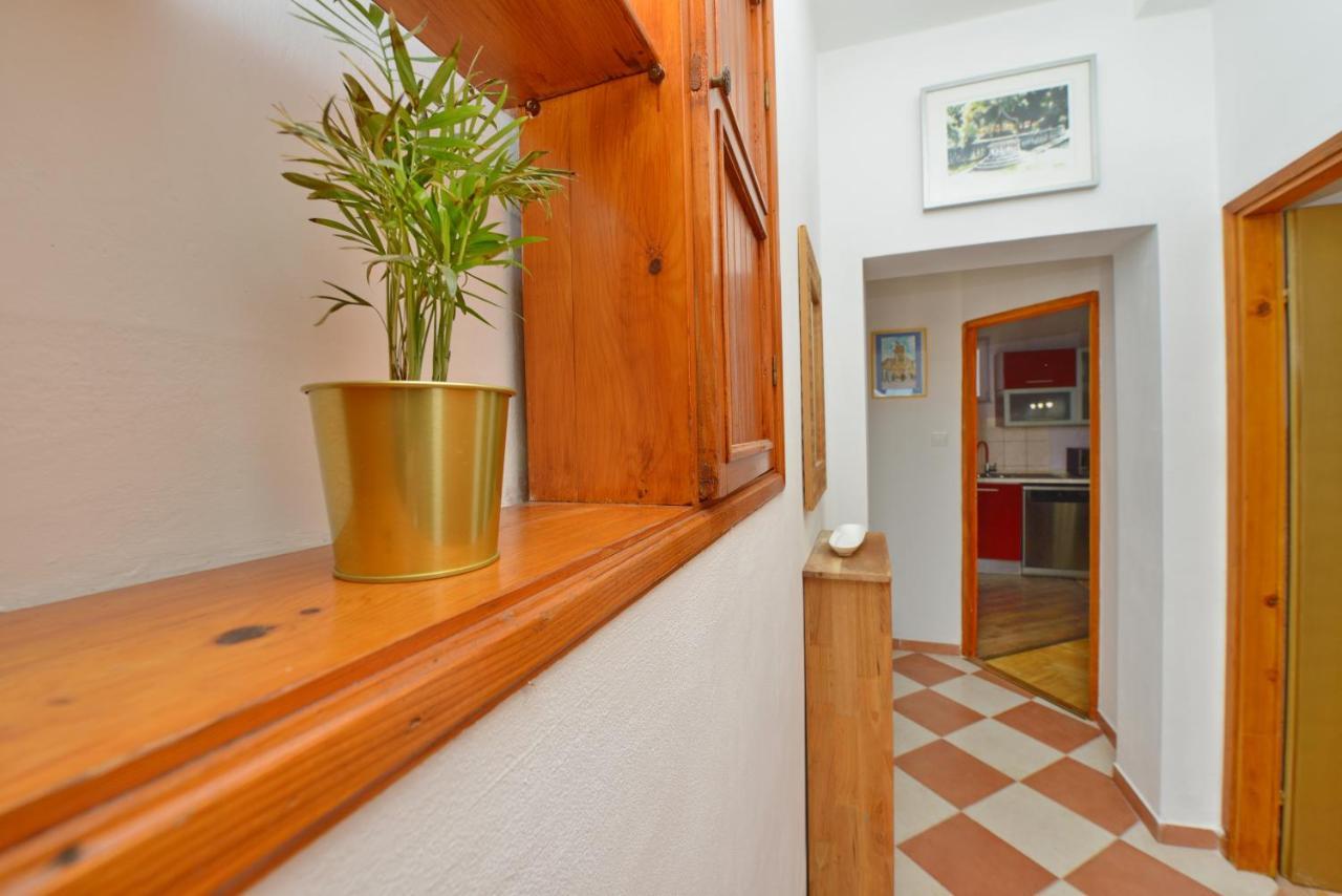 Beautiful 1-Bed Apartment Kristijan ซาดาร์ ภายนอก รูปภาพ